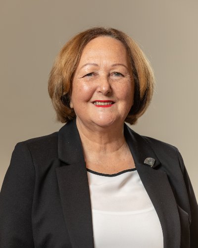 Laura Cleveland
